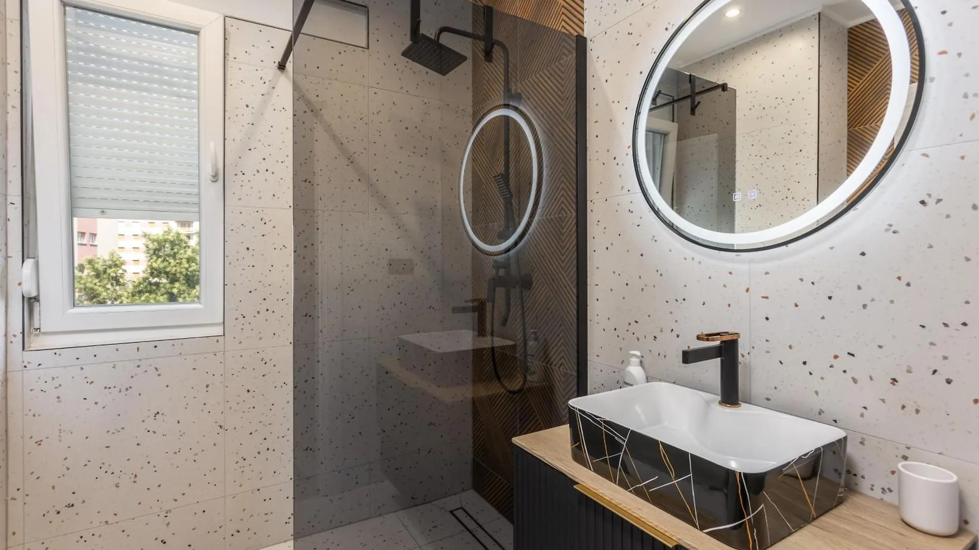 Adastra Apartments With Private Parking And Floor Heating Rijeka 0*,  Croatia