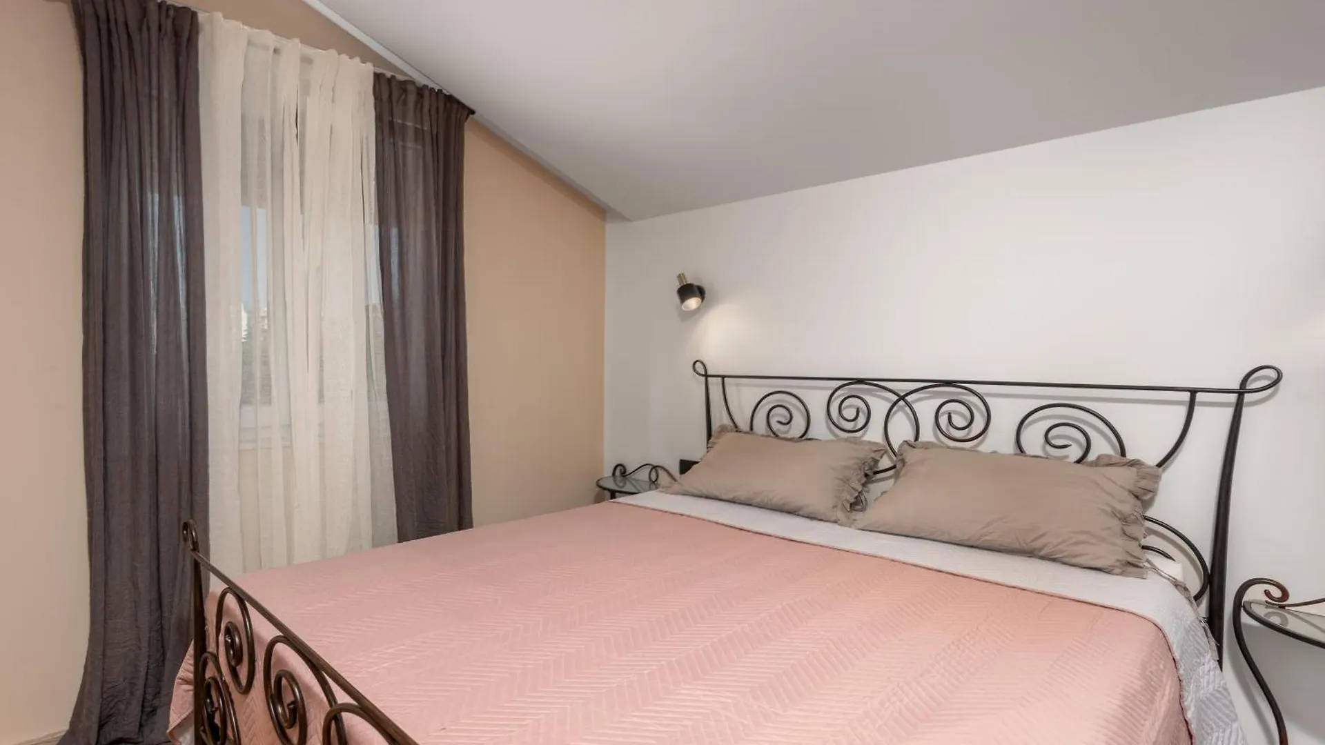 Adastra Apartments With Private Parking And Floor Heating Rijeka