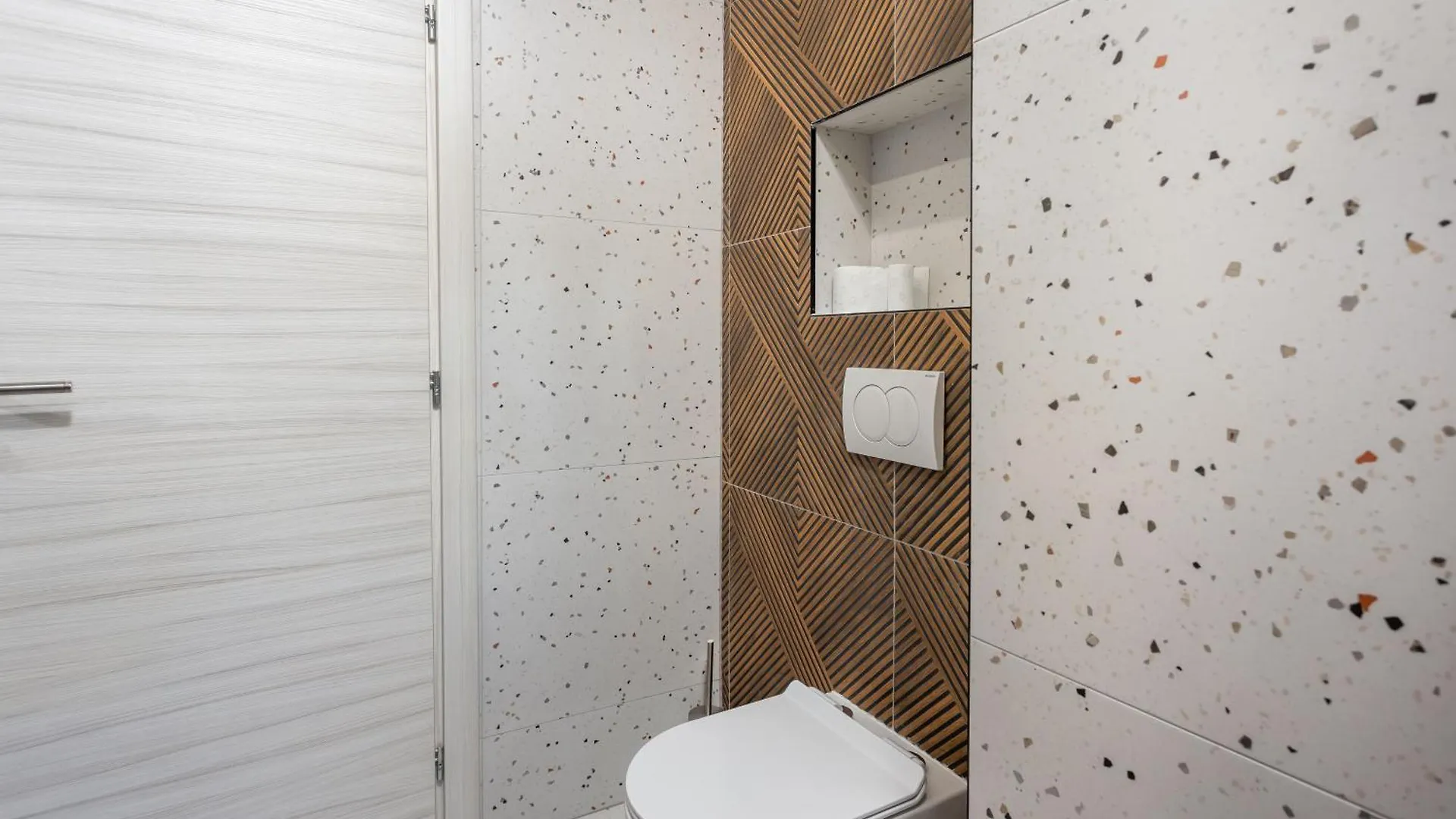 Adastra Apartments With Private Parking And Floor Heating Fiume